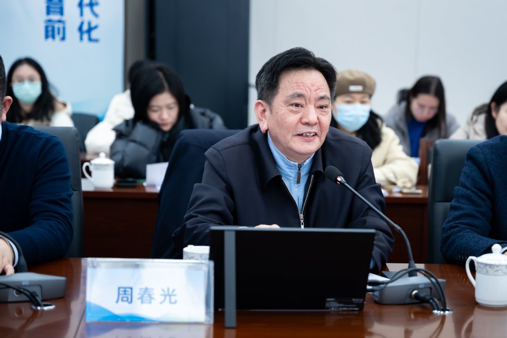扬州市人民政府外事办公室主任袁慧中出